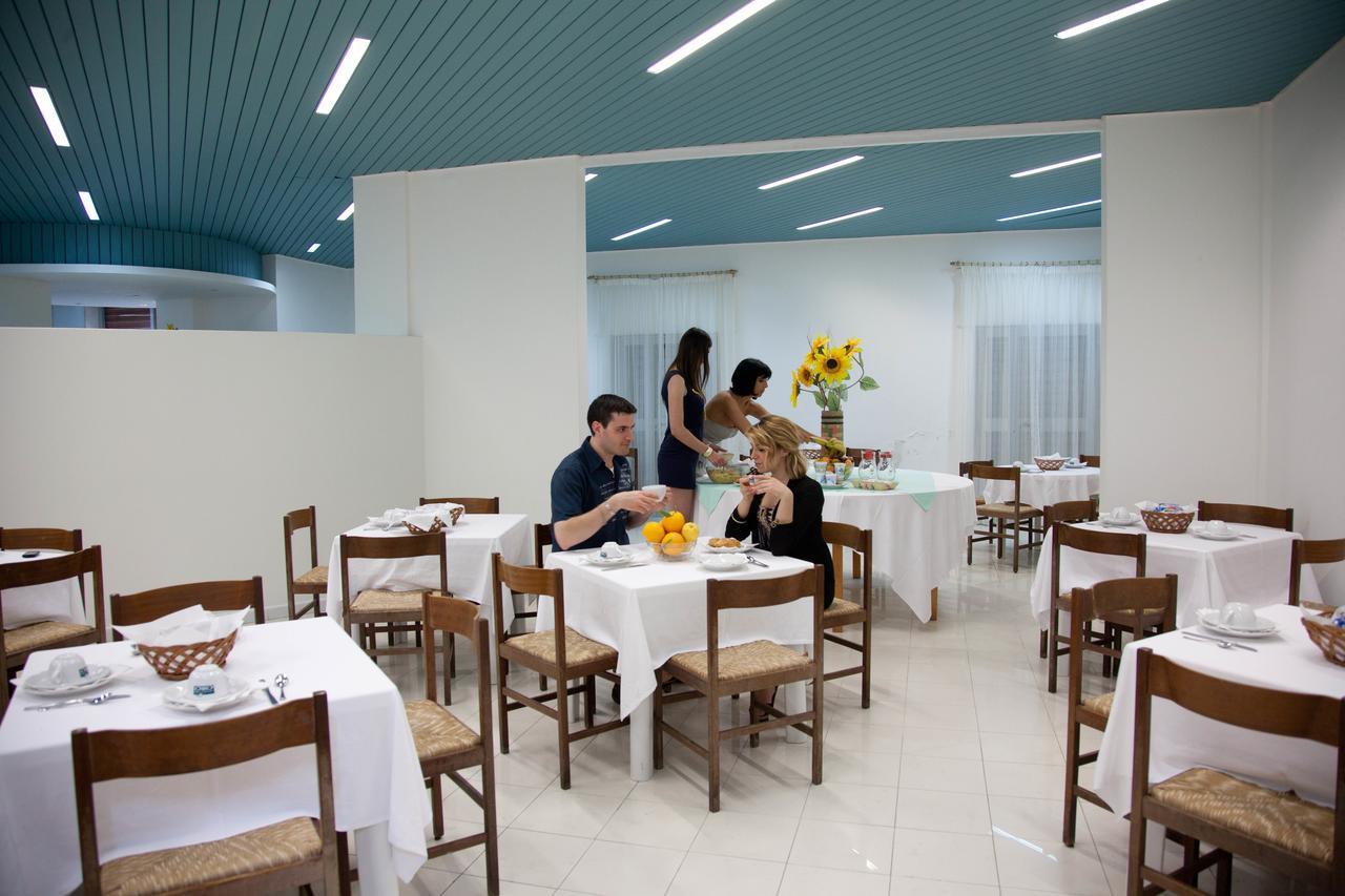 Hotel Santa Lucia Guardia Piemontese Terme Exterior photo